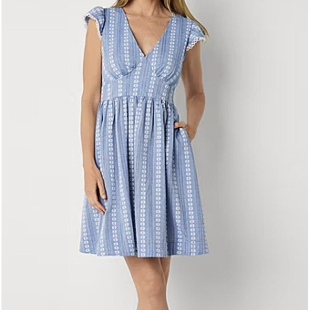 Peyton & Parker Women's Blue Floral Embroidered Cotton Blend Dress 1X Plus Size‎